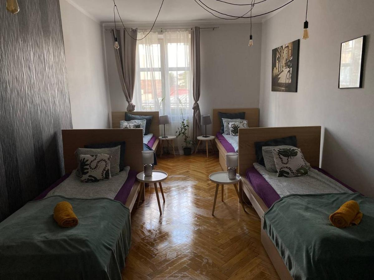 Real Vip Hostel Krasków Eksteriør bilde