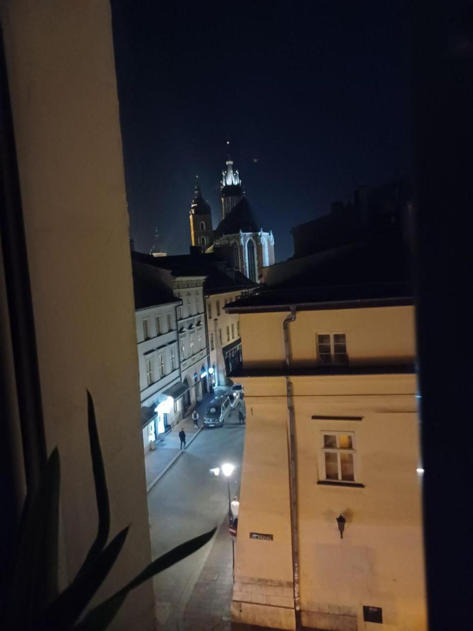 Real Vip Hostel Krasków Eksteriør bilde